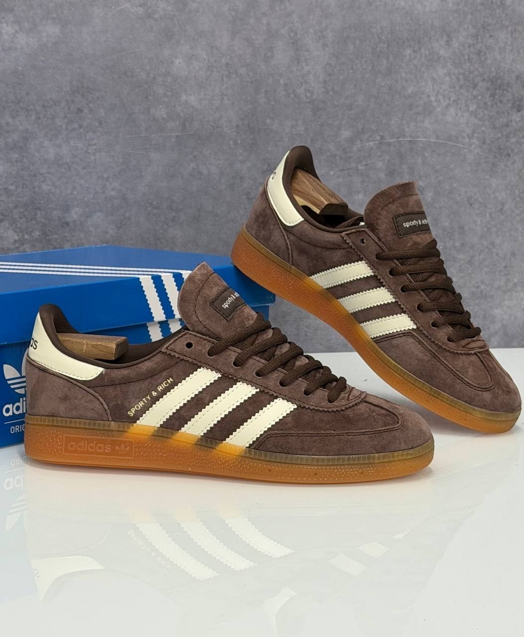 кроссовки adidas handball spezial sporty & rich на шнурках,кроссовки adidas handball spezial sporty & rich brown,кроссовки adidas handball spezial sporty & rich brown кеды,кеды adidas handball spezial
