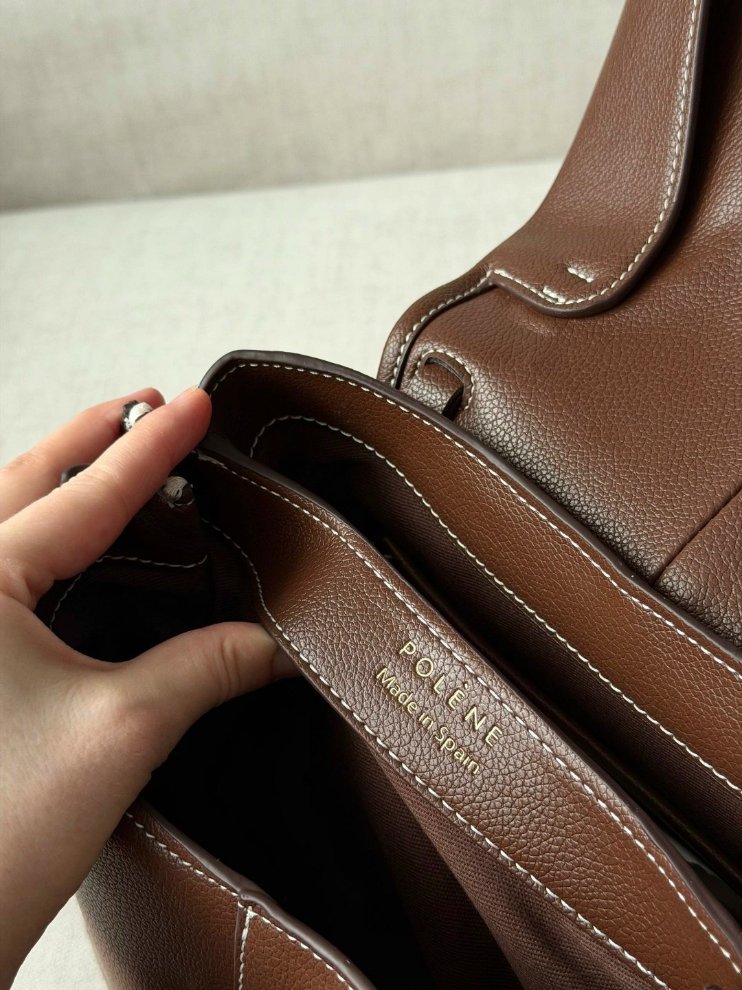 женская сумка,сумка женская на магните цвет коричневый,кожаная женская сумка,женская сумка из натуральной кожи,кожаная сумка