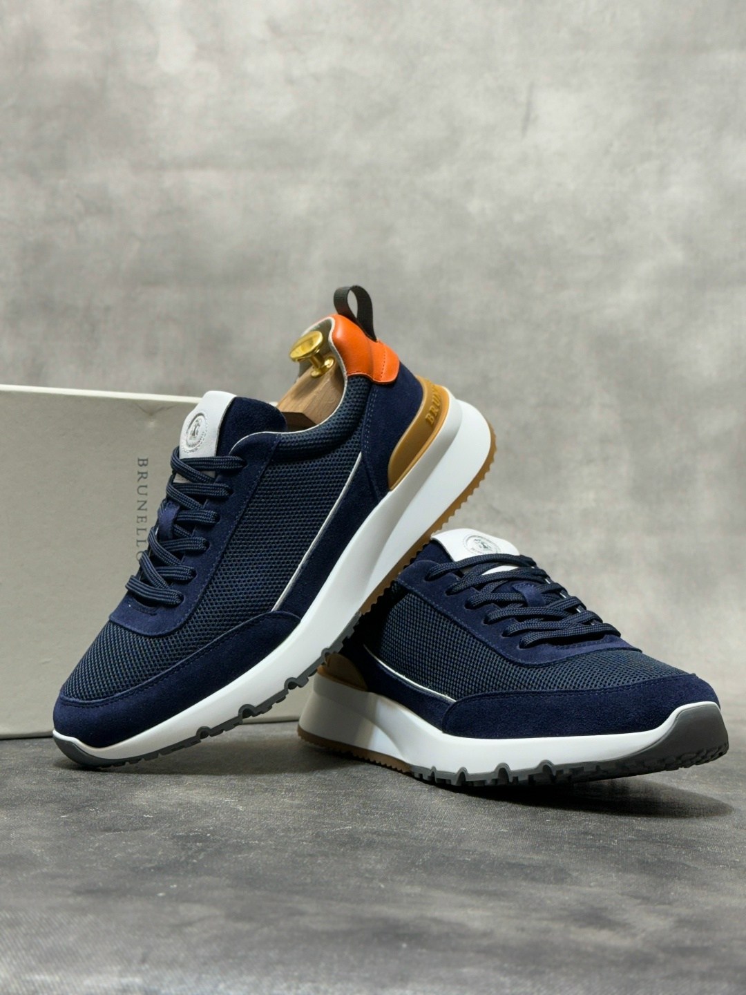 ,мужская  кроссовки,мужские кроссовки,повседневные кроссовки,кроссовки брендовые