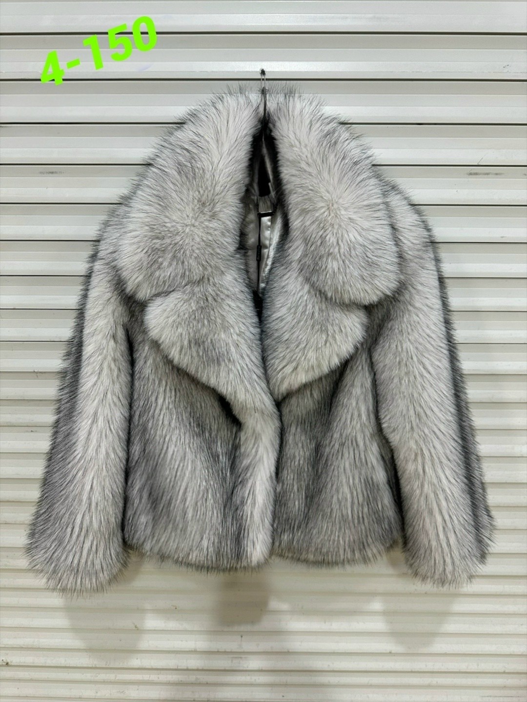 женская шуба из натурального меха чернобурки,шубка,женская шуба,шуба,шубка теплая