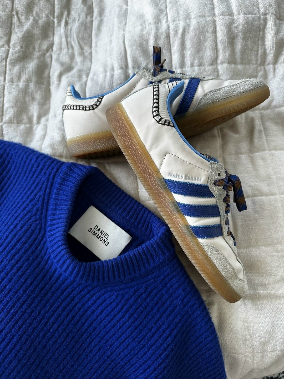 ,adidas samba og,adidas originals handball spezial,кроссовки adidas,adidas samba wales bonner