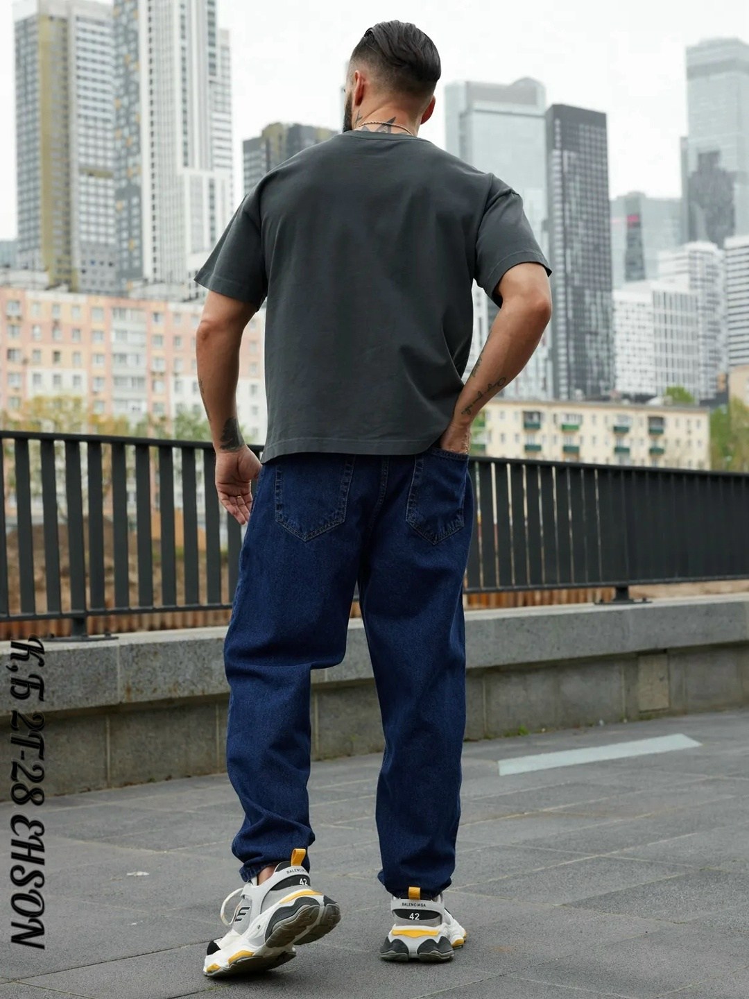 джинсы бананы мужские,джинсы мужские стиль бананы ck,джинсы мужские бананы зауженные оверсайз,мужские джинсы чёрного цвета,джинсы бананы мужские зауженные