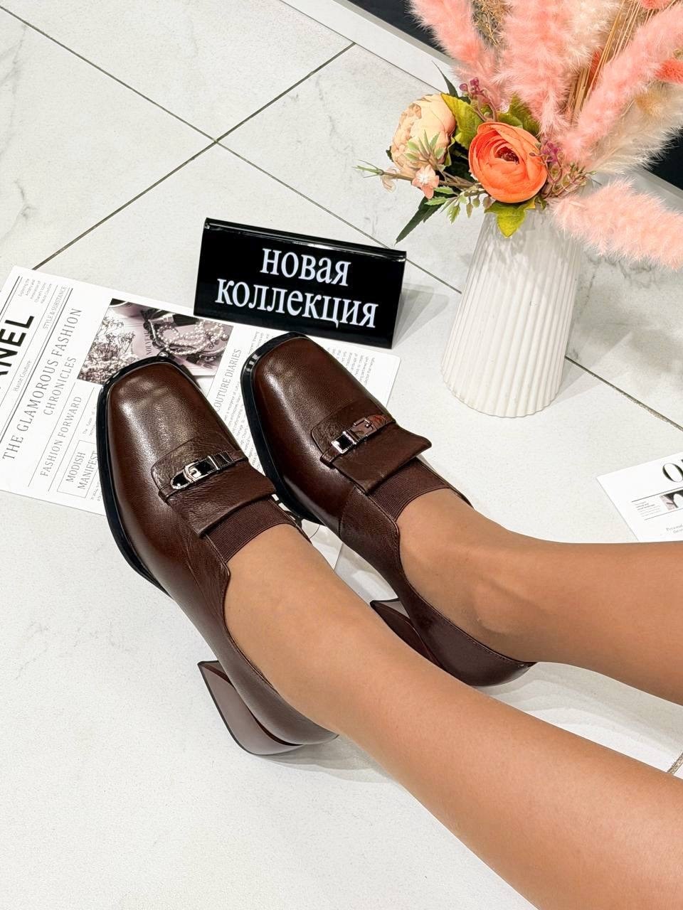 ,туфли женские,женская ,модные туфли,лоферы на каблуке
