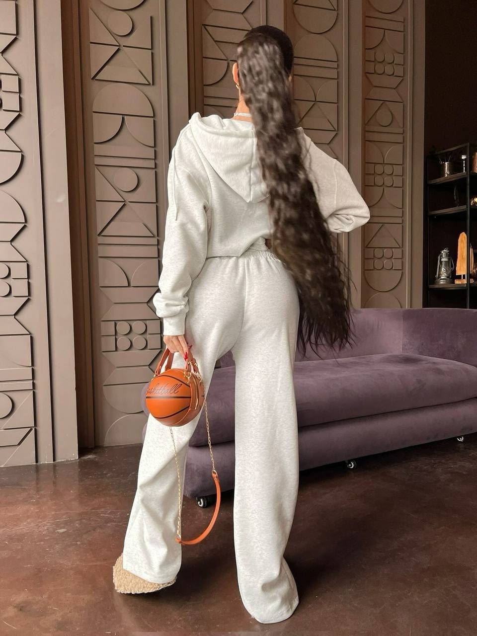 женский красный костюм miu miu,стильный костюм,женский костюм,костюм спортивный женский,костюм