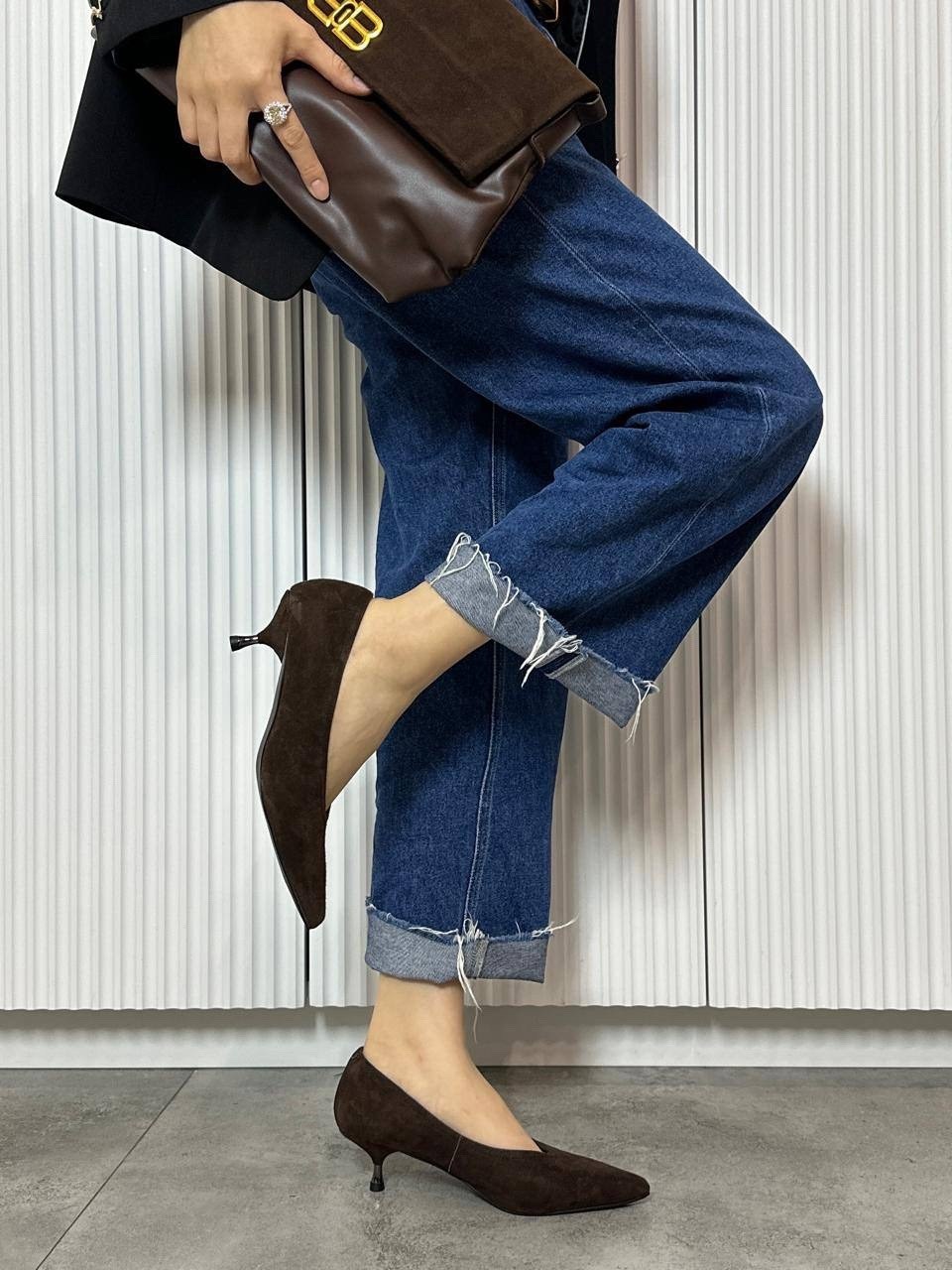 ,женские коричневые замшевые туфли miu miu,модные туфли на высоком каблуке miu miu,женские черные замшевые туфли miu miu,модные туфли