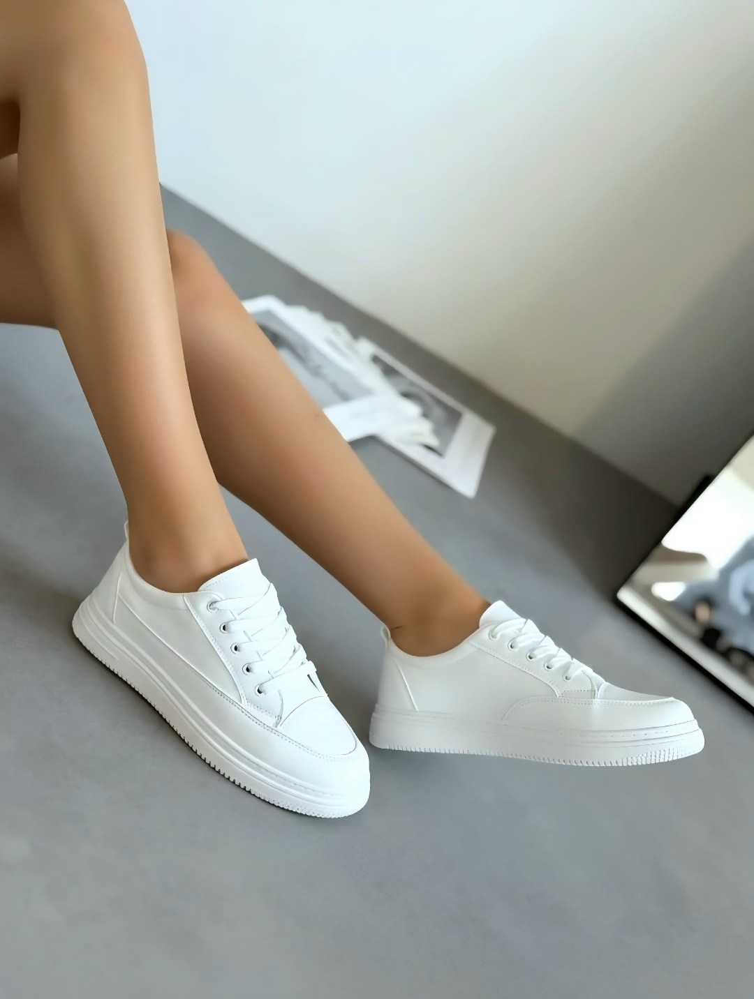 ,белые кроссовки женские,белые кроссовки,кроссовки женскиe,спортивная