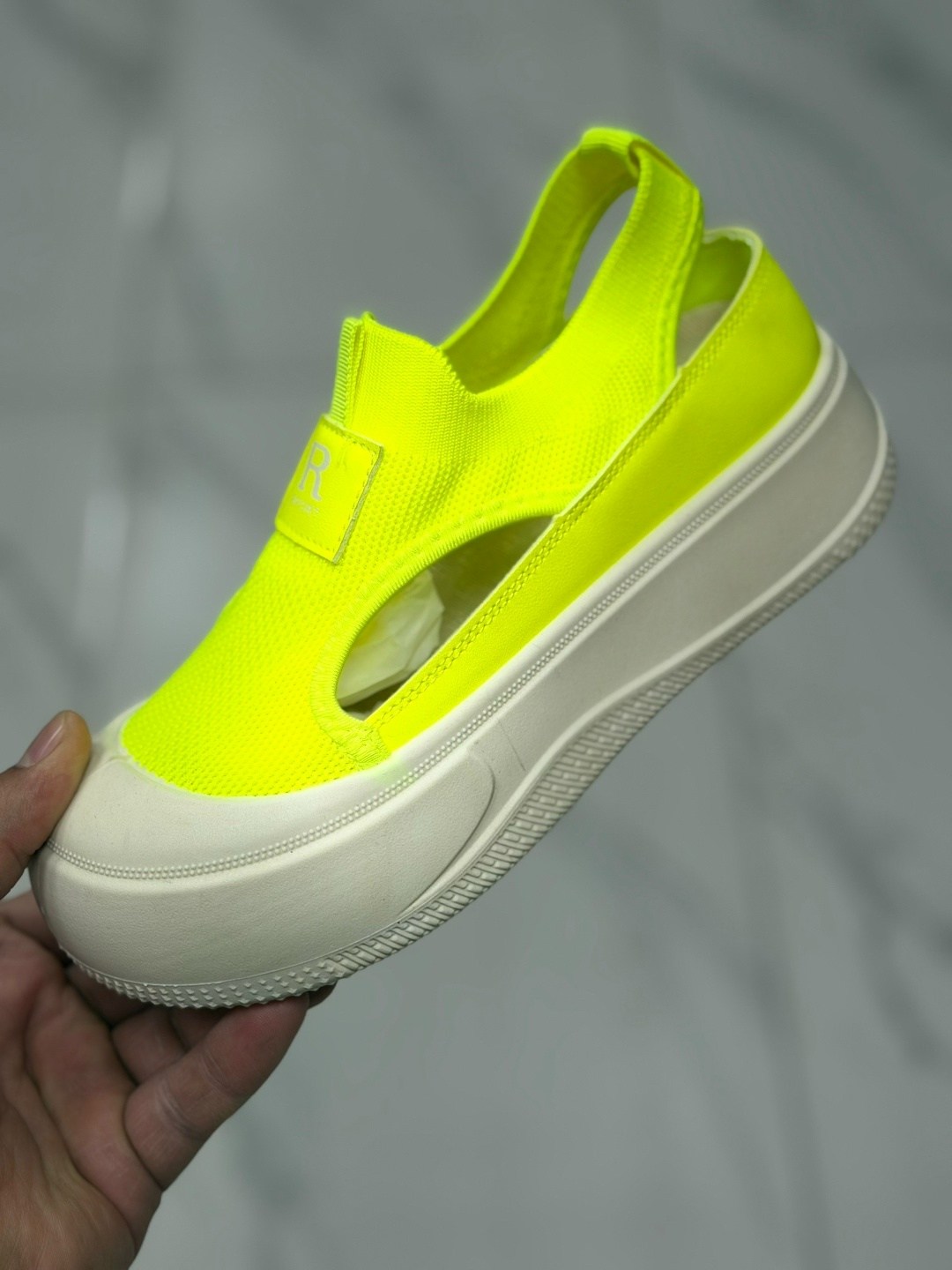 ,женская ,женские босоножки,женские кроссовки,повседневная