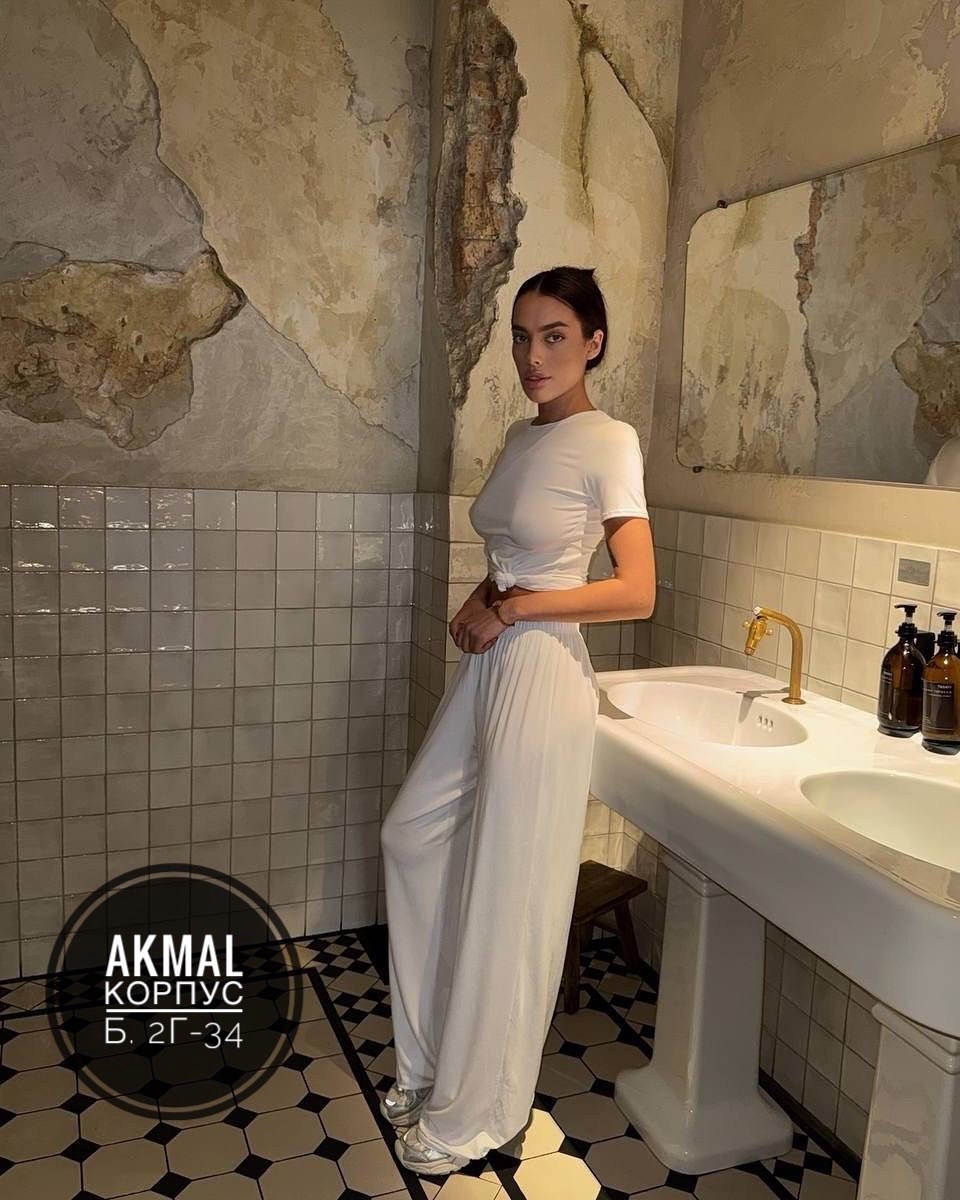 костюм женский черный,костюм женский,стильные костюмы,костюм с брюками палаццо,костюм брючный женский