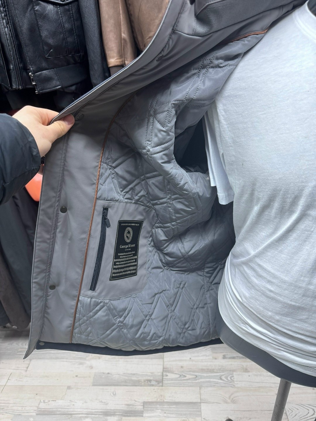 куртка демисезонная мужская d&t store,демисезонная мужская куртка от d&t store,куртка демисезонная мужская,зимняя куртка мужская,куртка мужская демисезонная с капюшоном