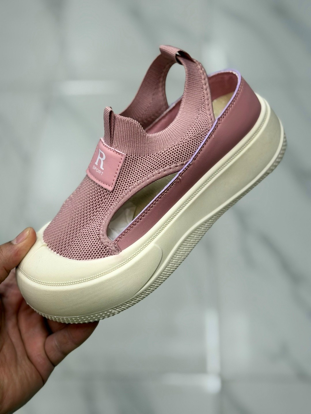 ,женская ,женские босоножки,женские кроссовки,повседневная