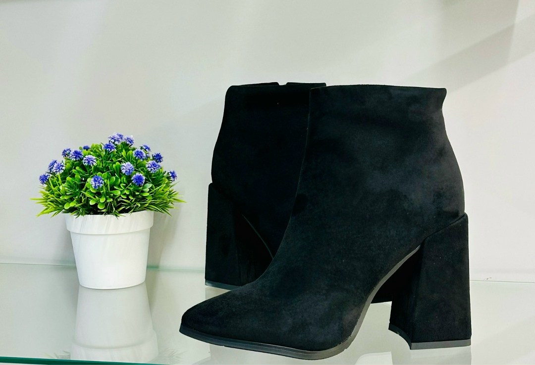 ,ботильоны женские деми черные замшевые на высоком каблуке,ботильоны женские,ботильоны,ботильоны на каблуке евромех замшевые