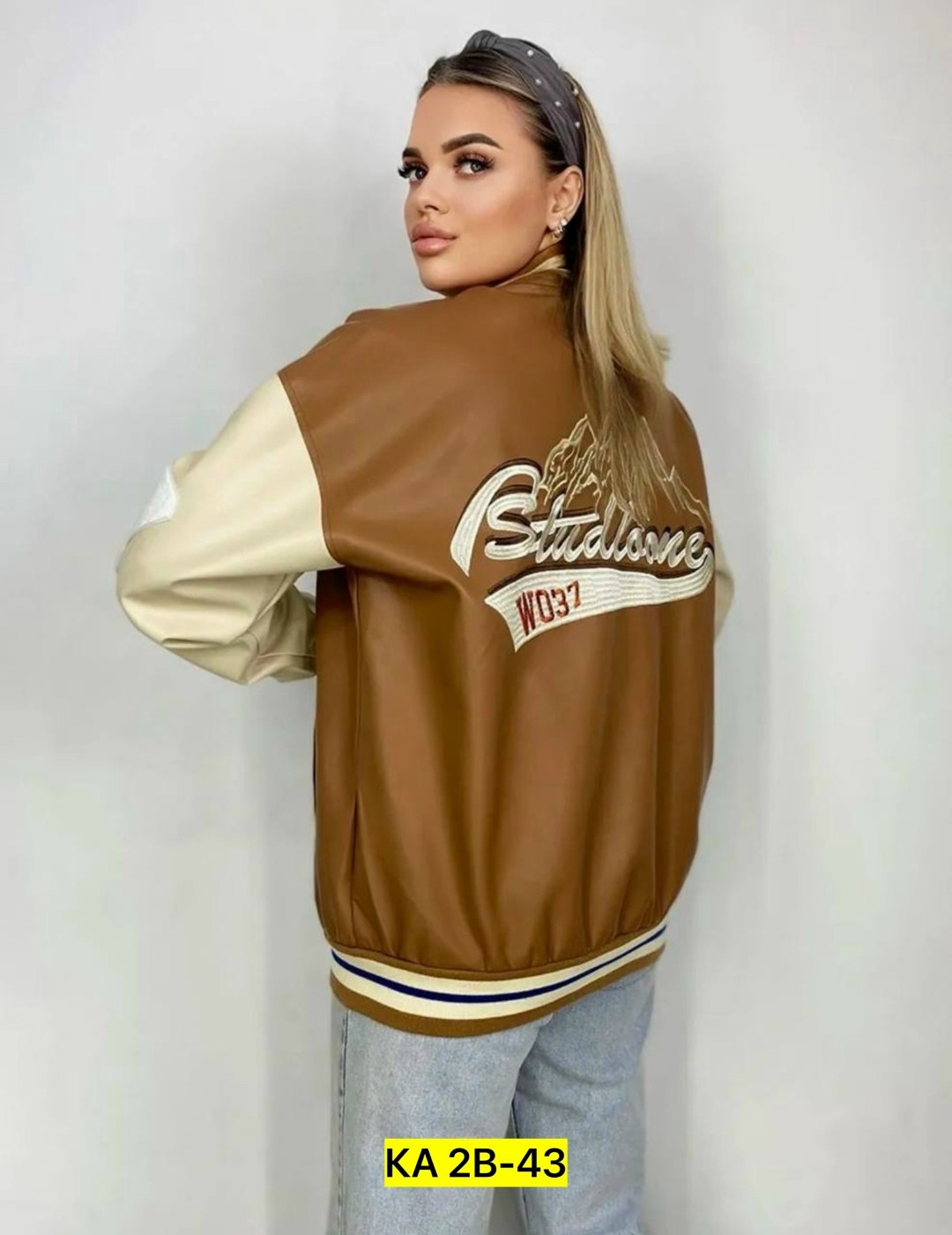 куртка бомбер,куртка бомбер женская,бомбер с нашивками,бомбер женская,женская куртка