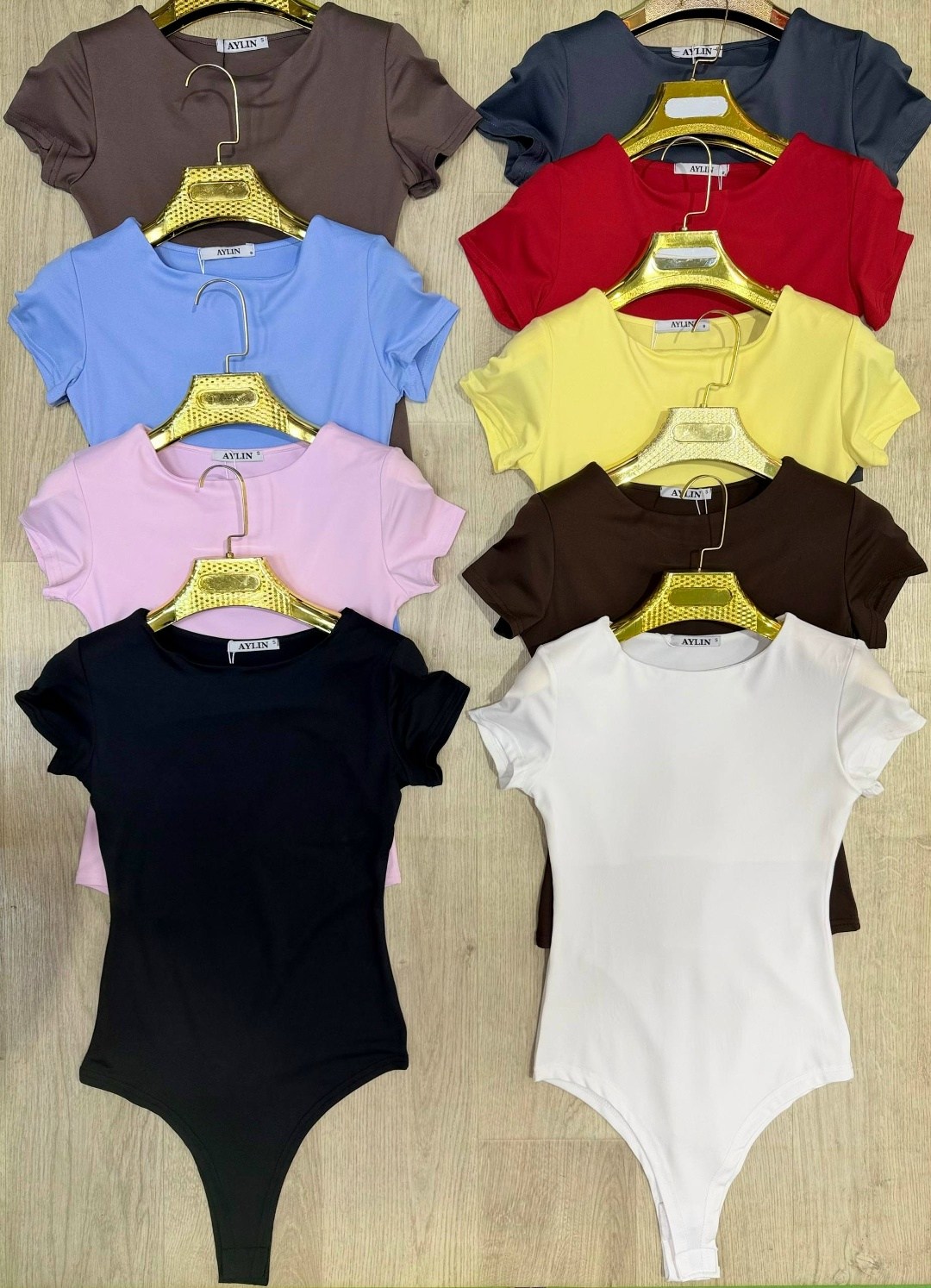 боди женское с коротким рукавом skims,боди женское,боди с короткими рукавами,боди женское черное,черное боди