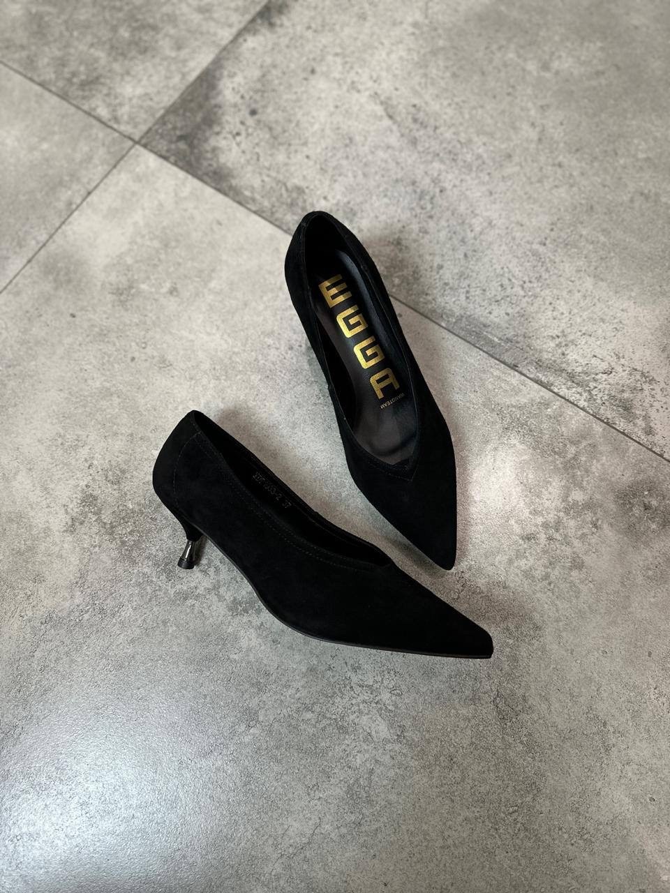 ,женские коричневые замшевые туфли miu miu,модные туфли на высоком каблуке miu miu,женские черные замшевые туфли miu miu,модные туфли