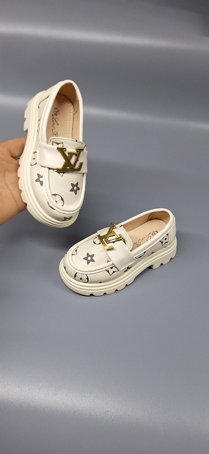 ,детские туфли,лоферы женские,обуви,туфли нарядные