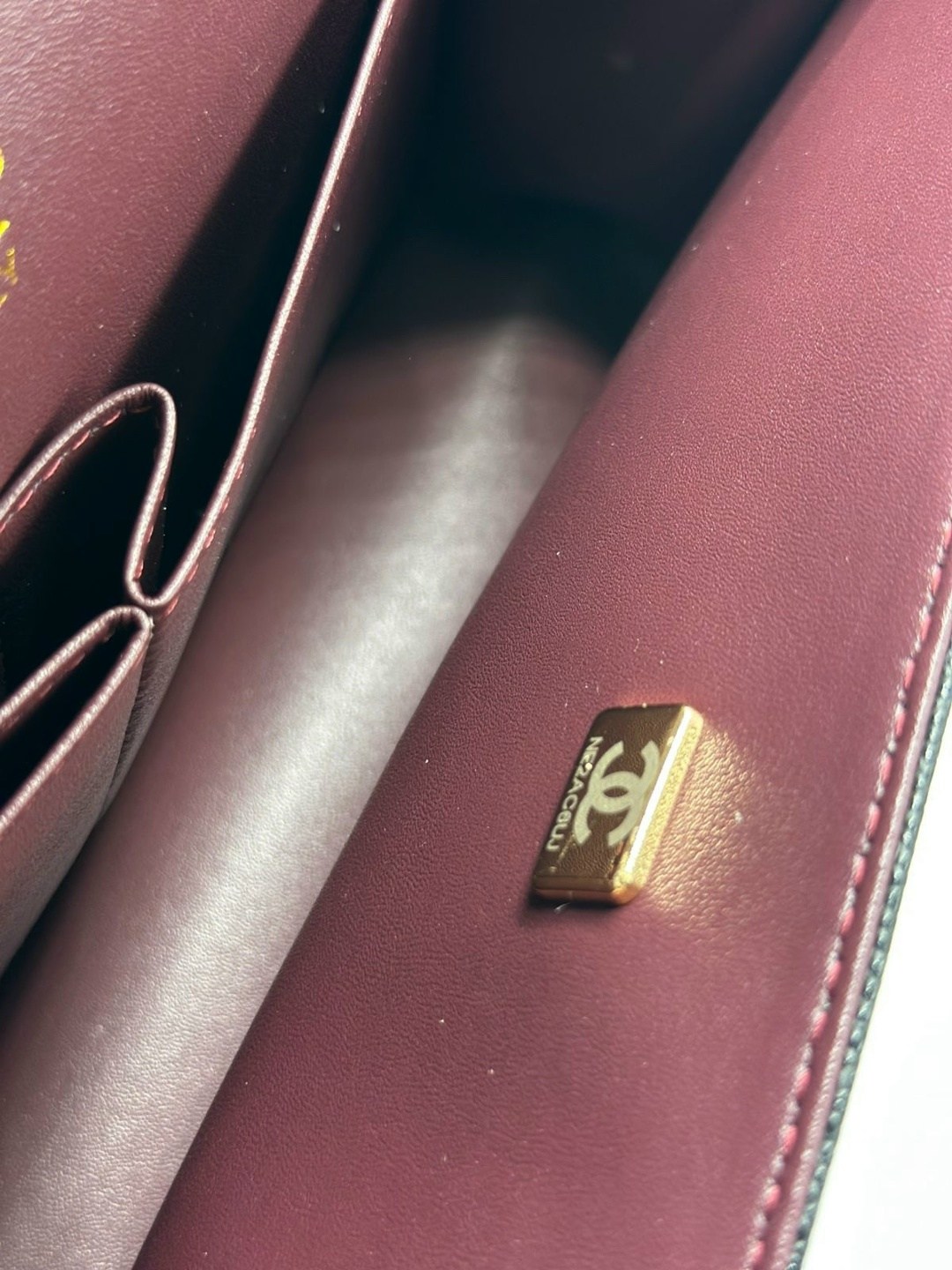 сумка шанель,chanel сумка,сумка chanel женская,сумка шанель chanel 2.55 flap бежевая с фурнитурой серебро,сумка шанель бежевая