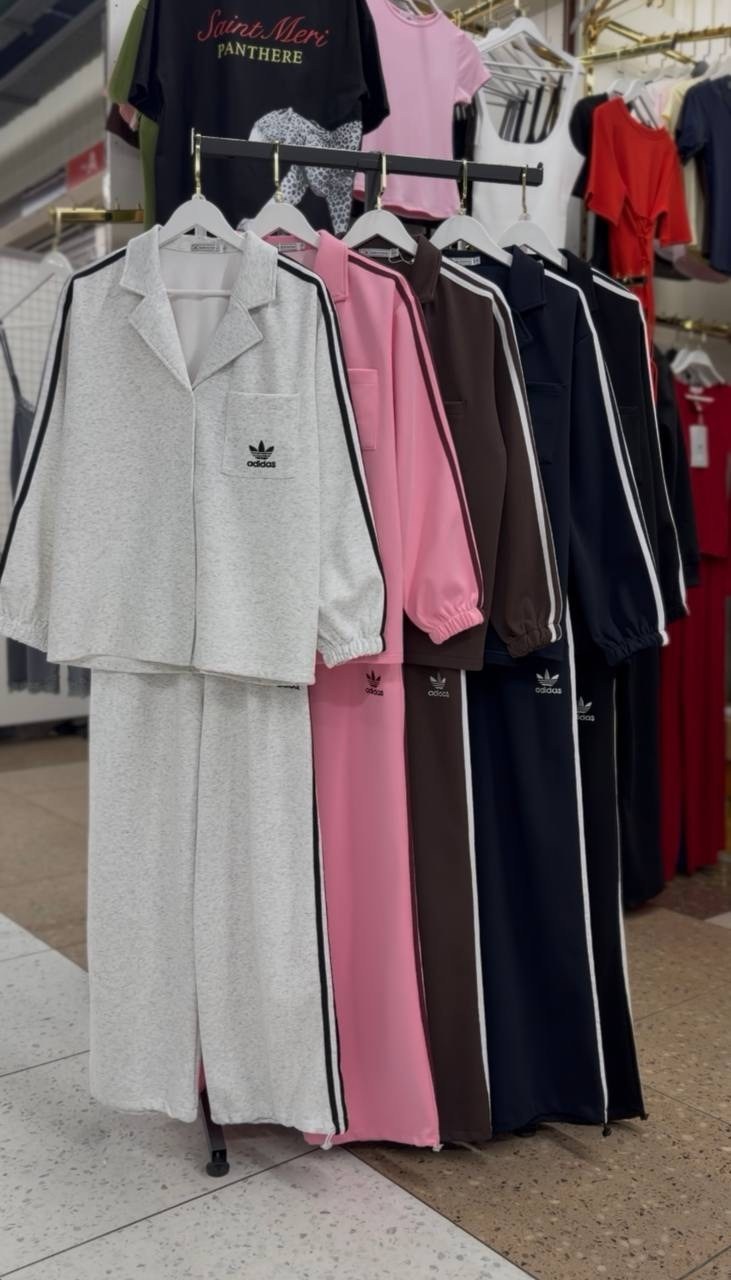 костюм спортивный adidas,костюм спортивный adidas originals,костюм спортивный,спортивные костюмы адидас,комплект спортивного костюма