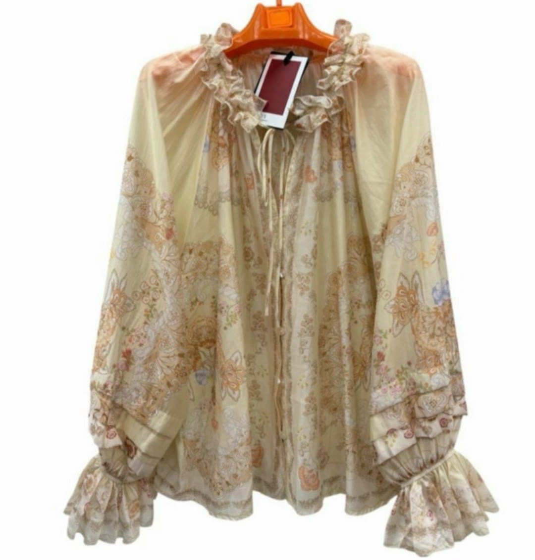 блузка стильная,блузка с оборками,блузка с кружевами,блуза,женская блуза