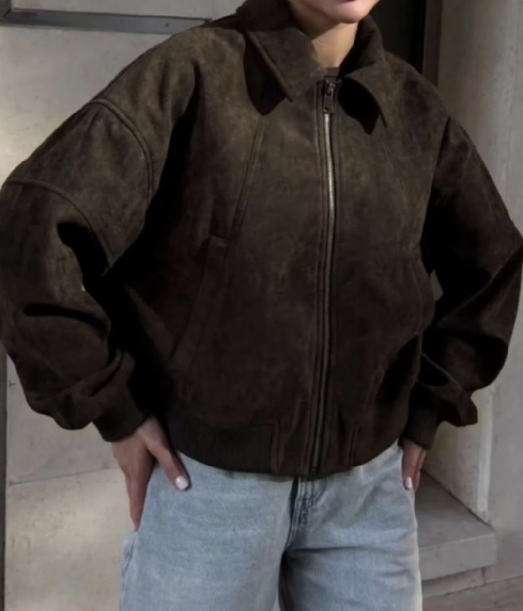 повседневная куртка,бомбер куртка,женская куртка бомбер,серый бомбер,куртка кожаная