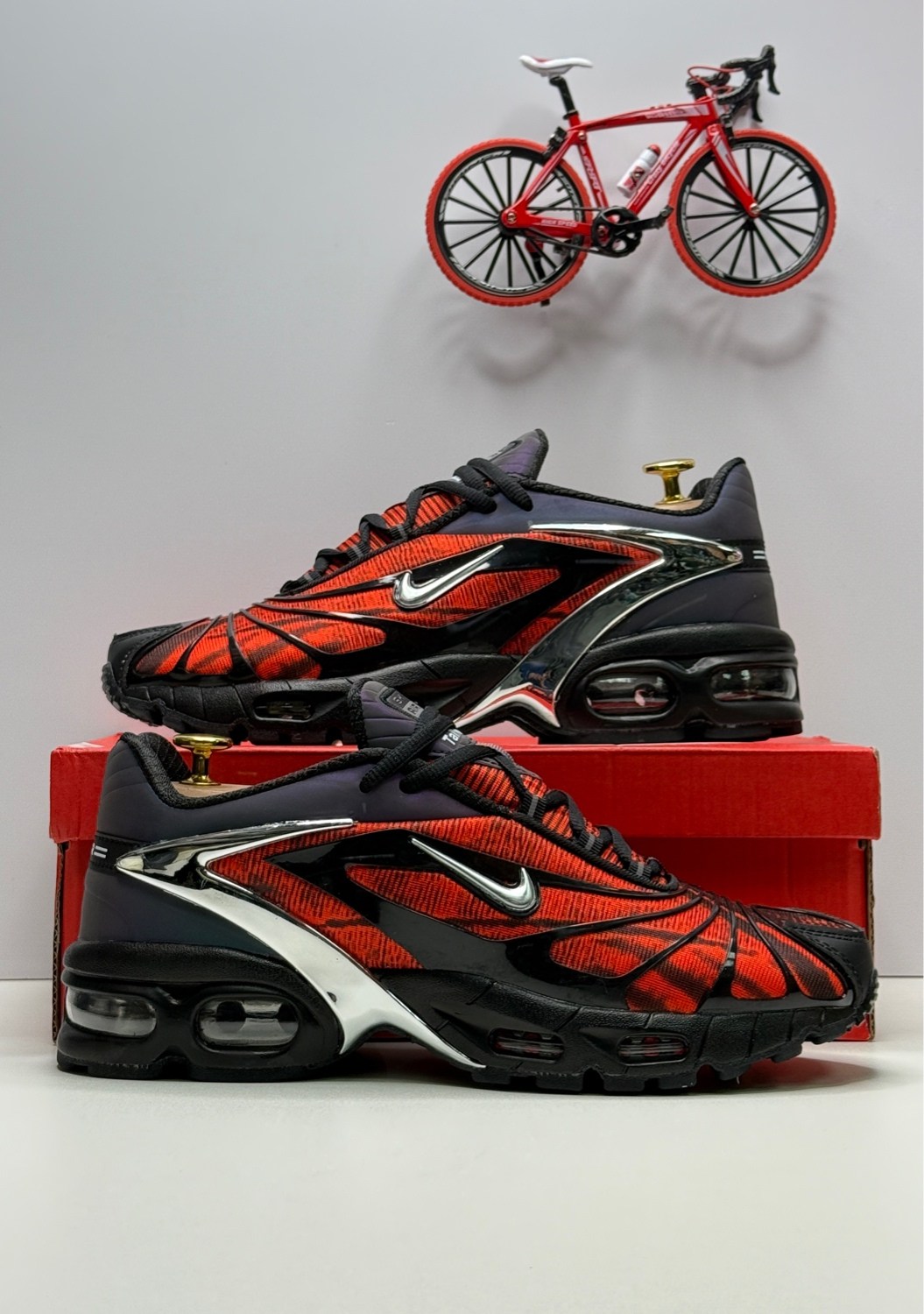 nike air max tailwind 5 skepta,кроссовки nike air max tailwind skepta мужские,кроссовки nike x skepta air max tailwind v bloody chrome,кроссовки nike air max plus tn,мужские кроссовки nike air max