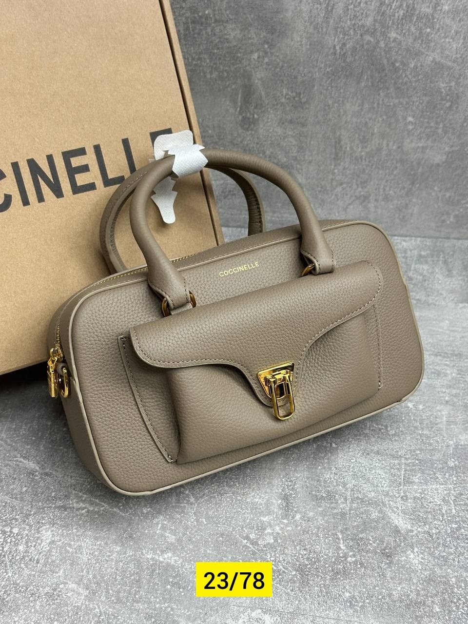 сумка coccinelle,женская сумка,сумка,сумочка из зернистой кожи coccinelle beat soft medium черный,женская кожаная сумка на цепочке coccinelle