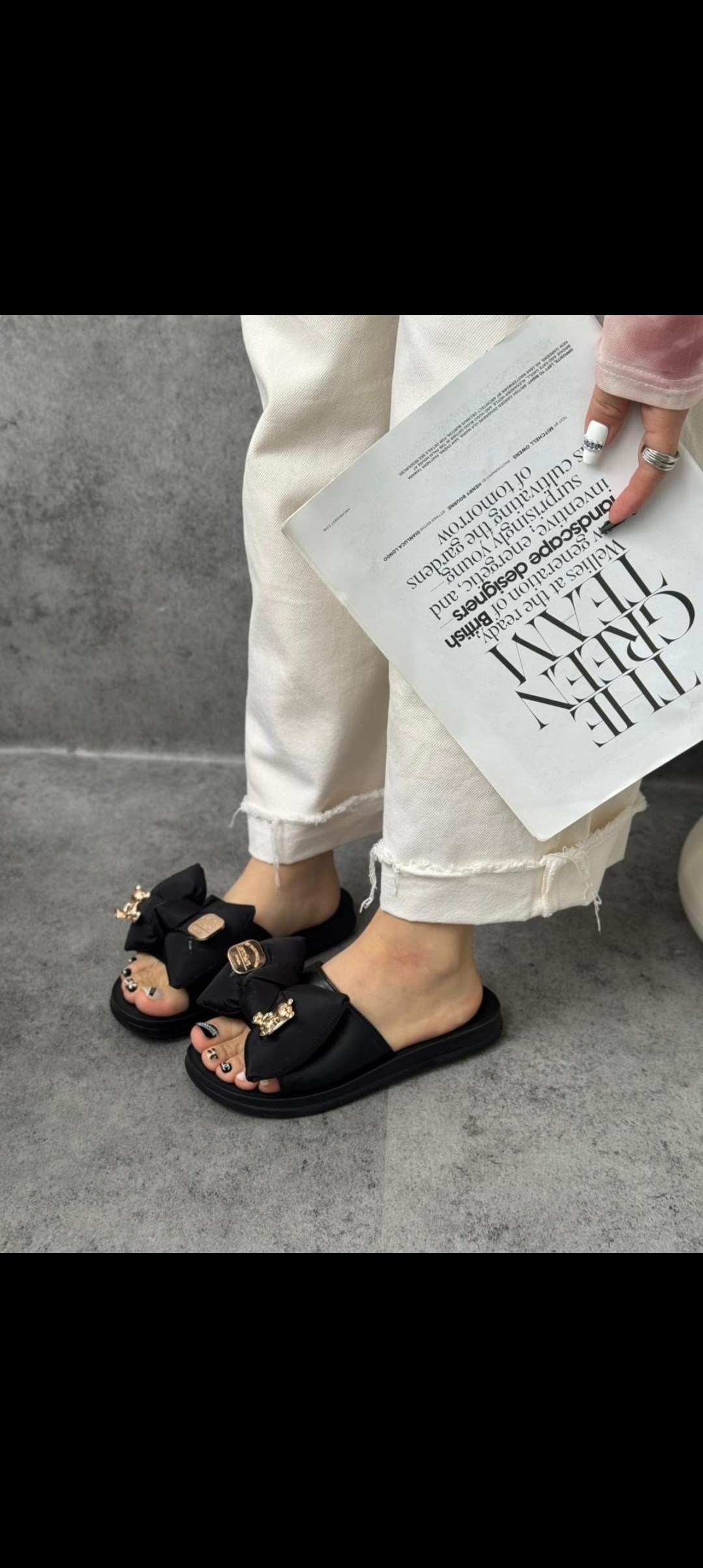 шлепанцы женские,тапочки модные,шлепки женские,,модные шлепанцы