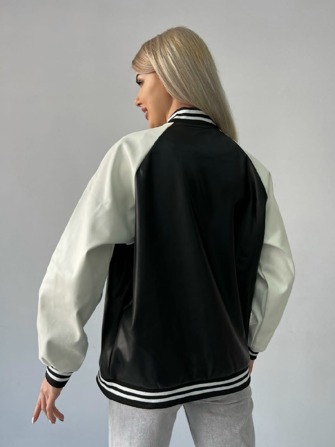 куртка бомбер,женская куртка бомбер,бомбер женская,кожаная куртка бомбер,куртка бомбер из экокожи