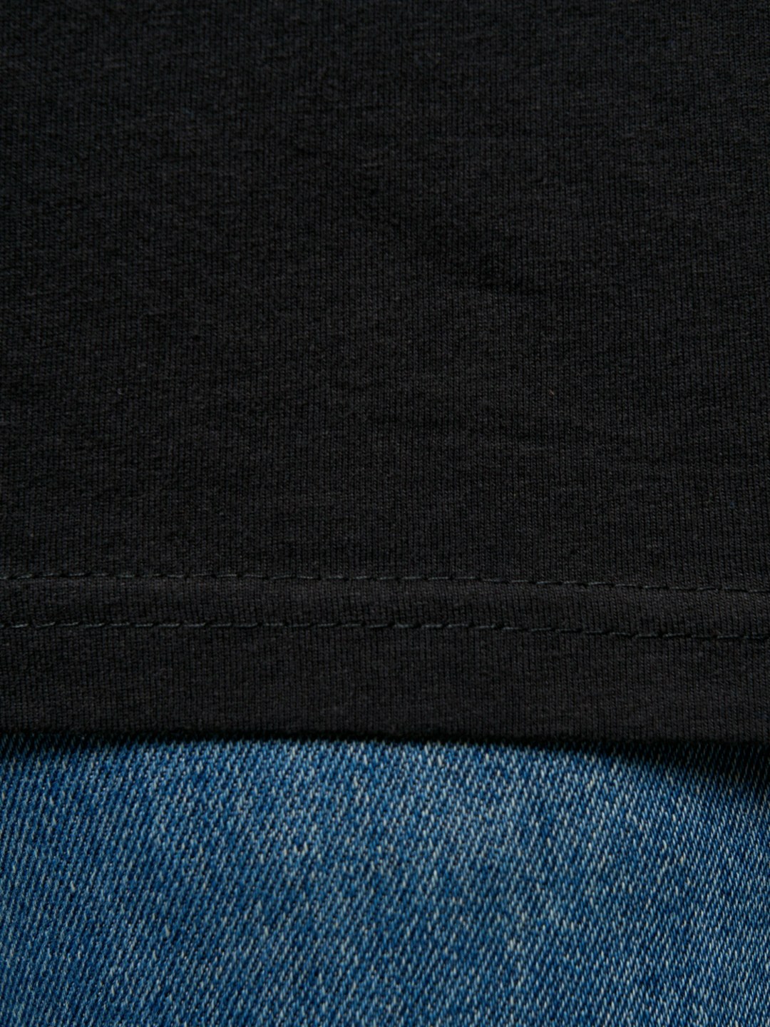 женская базовая футболка,модели футболок,футболки женская,футболка,горловина футболки