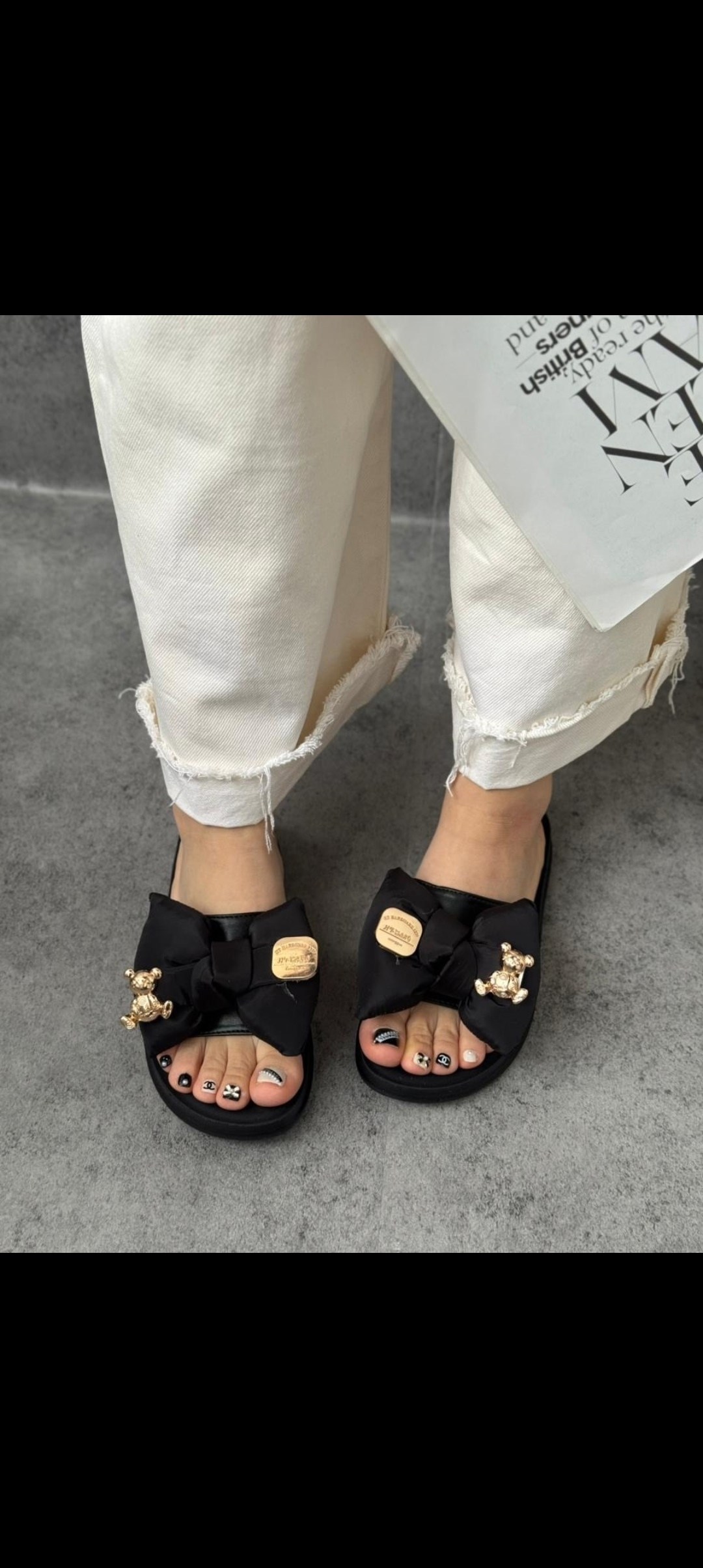 шлепанцы женские,тапочки модные,шлепки женские,,модные шлепанцы