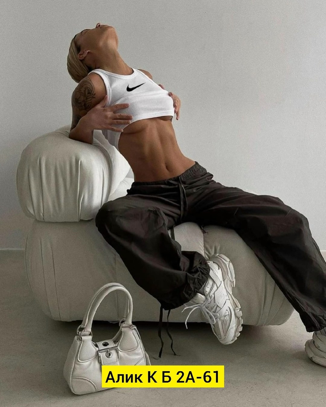 брюки карго женские штаны спортивные широкие,брюки женские карго,женские спортивные штаны,модные брюки,широкие штаны