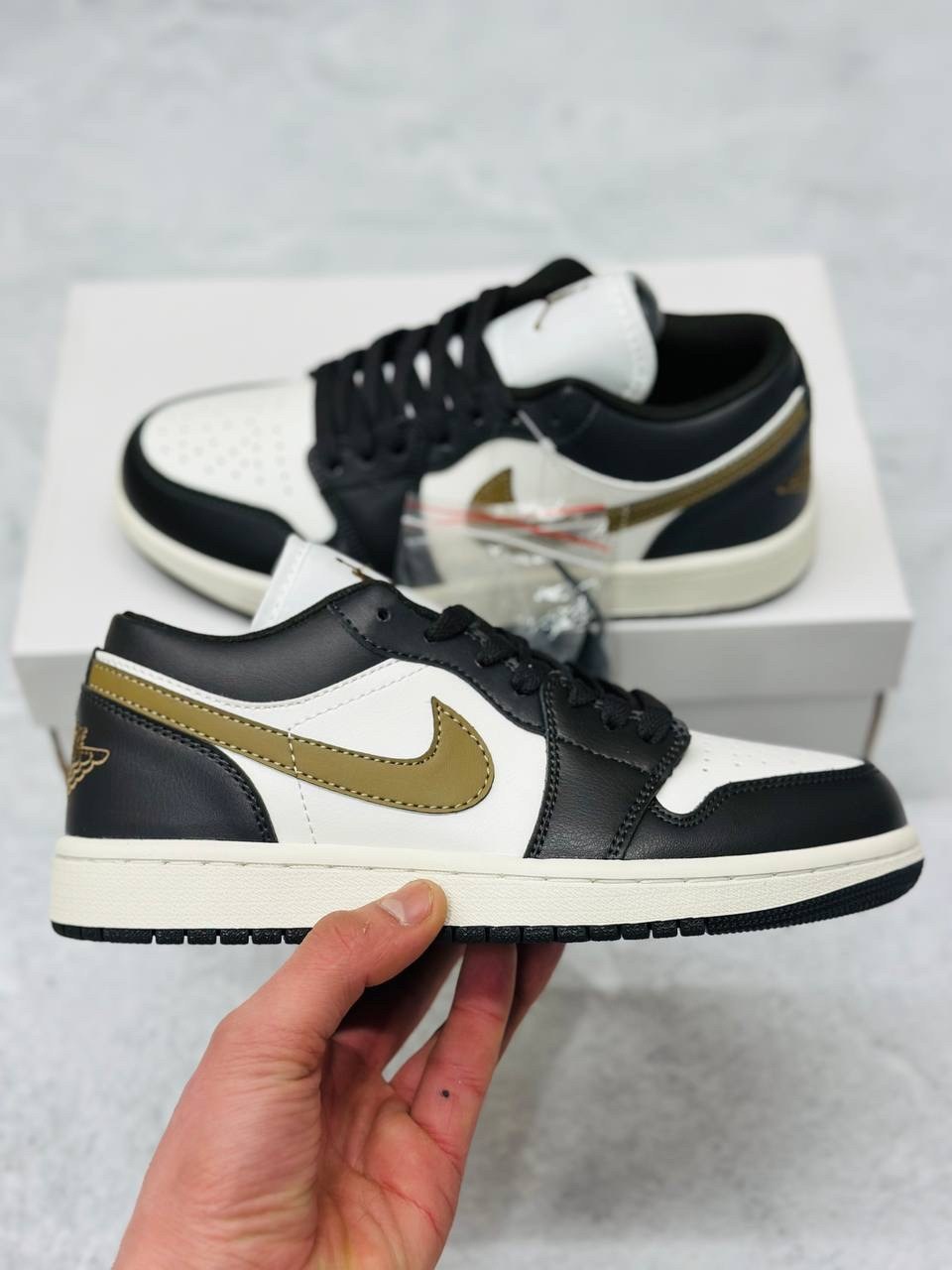 кроссовки кожа,jordan 1 low gold toe, женская,shadow brown air jordan 1 low,nike air jordan 1 low
