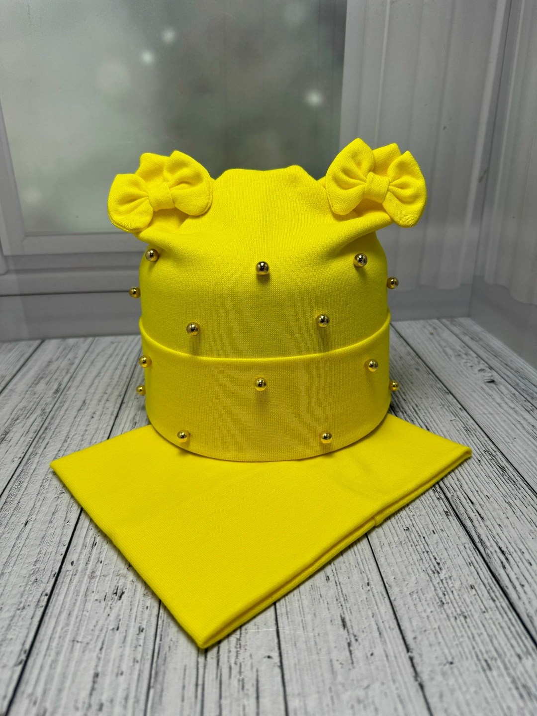 комплект шапок,шапка и снуд для детей,шапка снуд для девочки,шапка и снуд для девочки в горошек,комплект шапка снуд