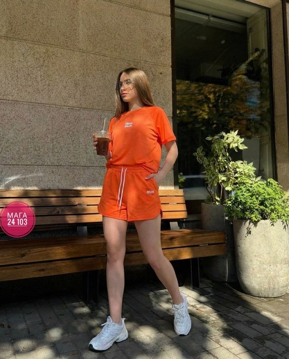 спортивный костюм шорты и футболка фиолетовый,костюм женский с шортами,костюм с шортами,летний костюм с шортами,трикотажный костюм с шортами