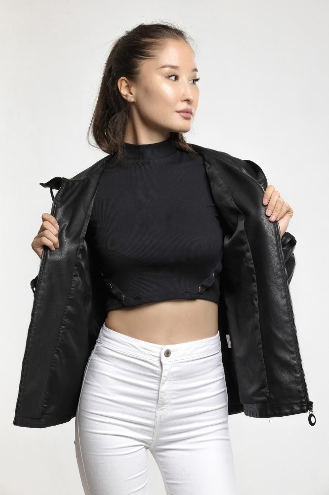 женская кожаная куртка из эко-кожи с капюшоном,женская куртка кожаная,женская кожаная куртка из эко-кожи с капюшоном мосмеха,черная женская куртка из натуральной кожи с капюшоном,кожаная куртка