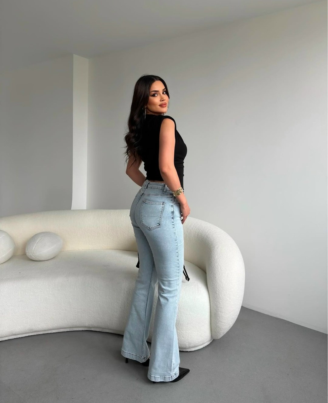 одежда джинсы,женские джинсы,брюки джинсы,джинсах,джинсы модные