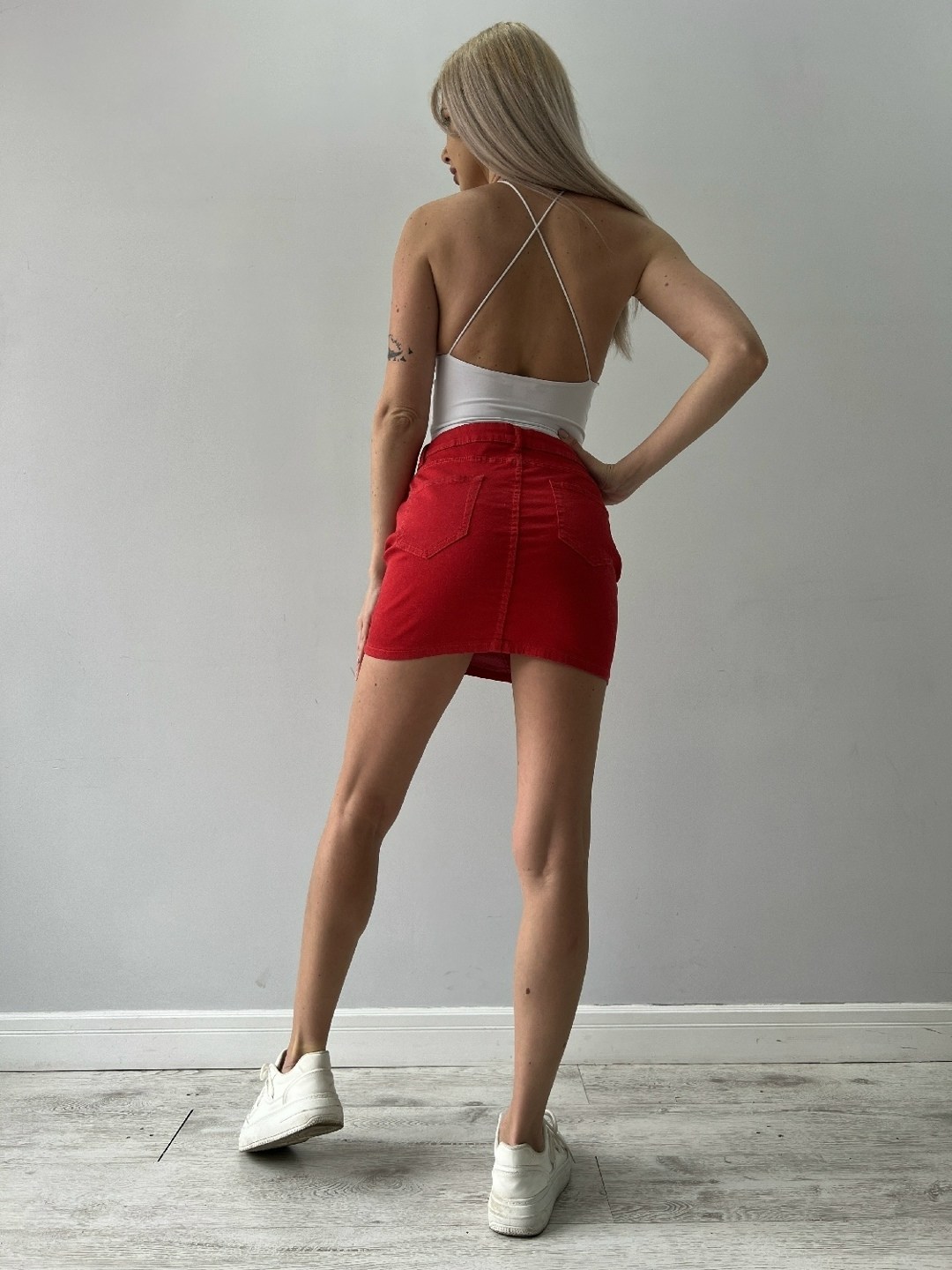юбка женская красная,юбка мини,красная мини юбка,asos design denim mini skirt in red,красная юбка джинсовая