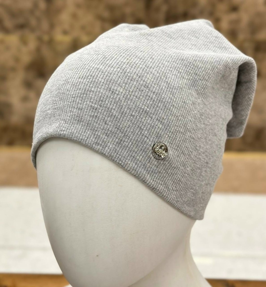 шапка женская,шапка бини женская,бежевая шапка,шапка бини,демисезонная шапка