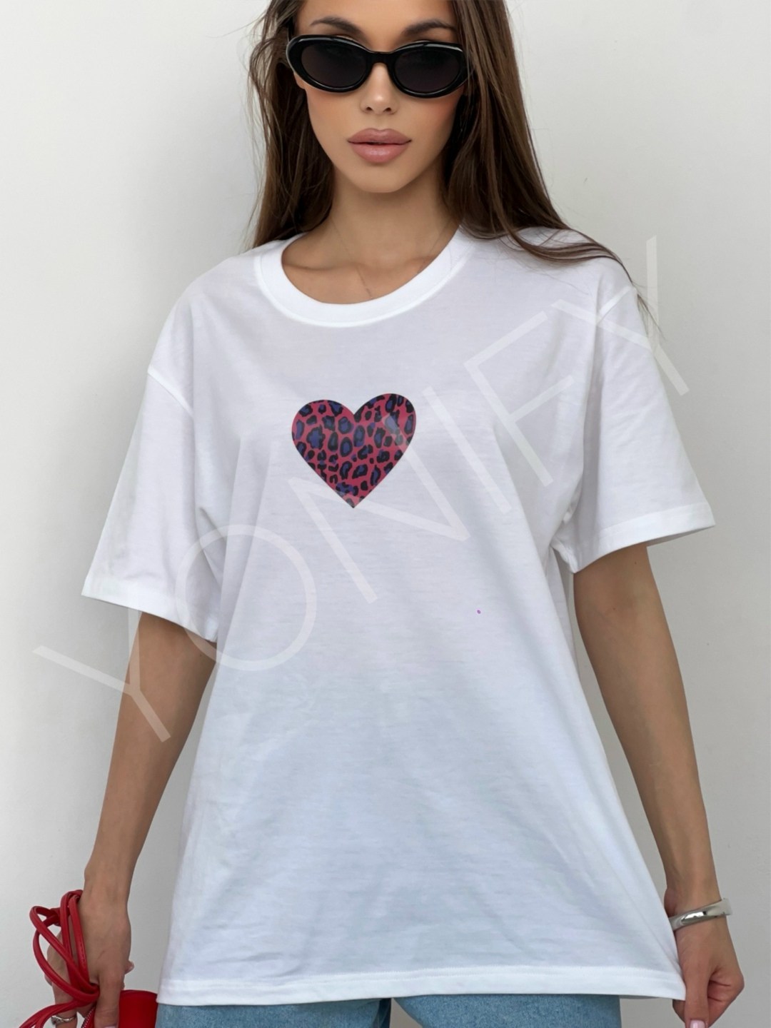 футболки женская,женская футболка оверсайз,белая футболка оверсайз,футболка оверсайз с сердцами,футболка оверсайз