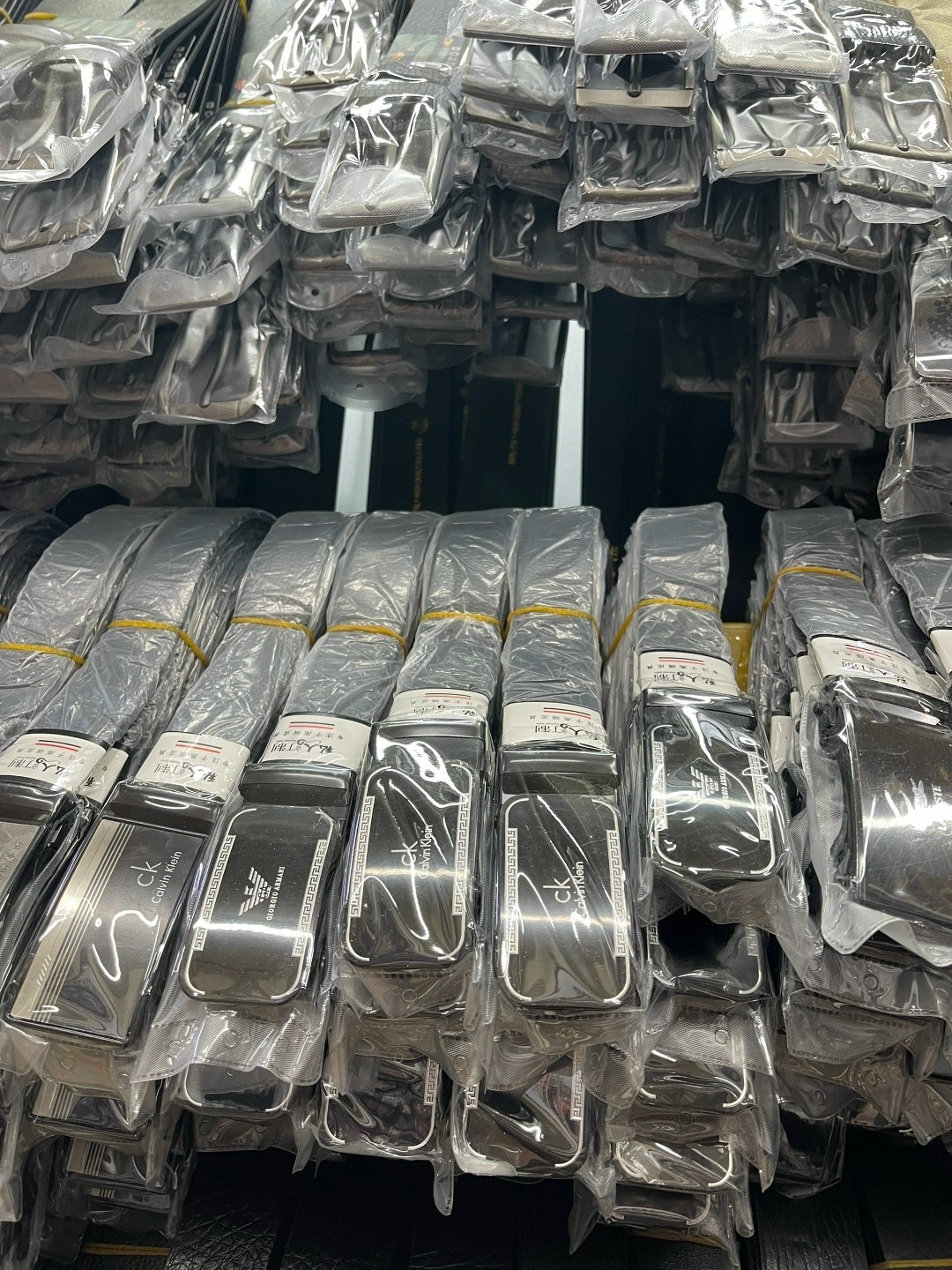 пряжка для ремней,фурнитура для ремней,металлическая пряжка,ремень с металлической пряжкой