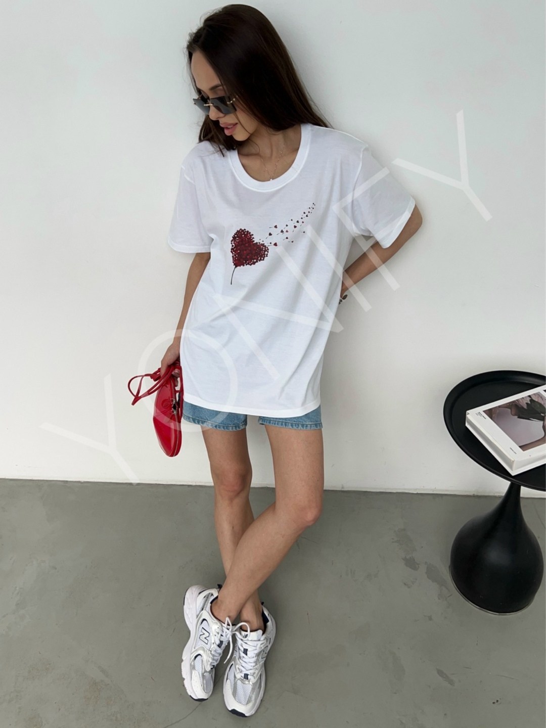 футболки женская,женская футболка оверсайз,белая футболка оверсайз,футболка оверсайз с сердцами,футболка оверсайз