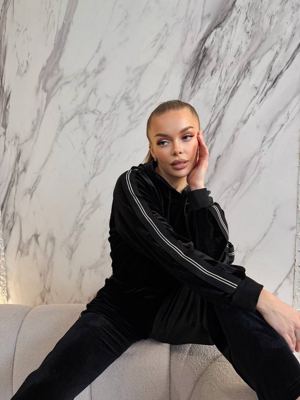 велюровый спортивный костюм,женский велюровый спортивный костюм,костюм женский велюровый,велюровый костюм,велюровый спортивный костюм женски