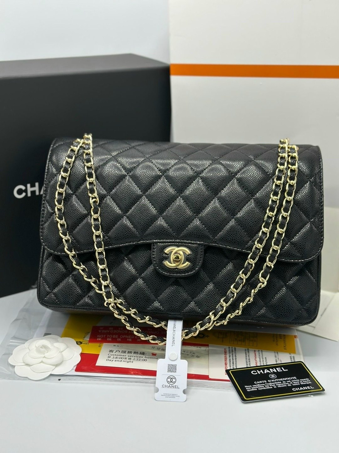 сумка шанель,chanel сумка,сумка chanel женская,сумка шанель chanel 2.55 flap бежевая с фурнитурой серебро,сумка шанель бежевая