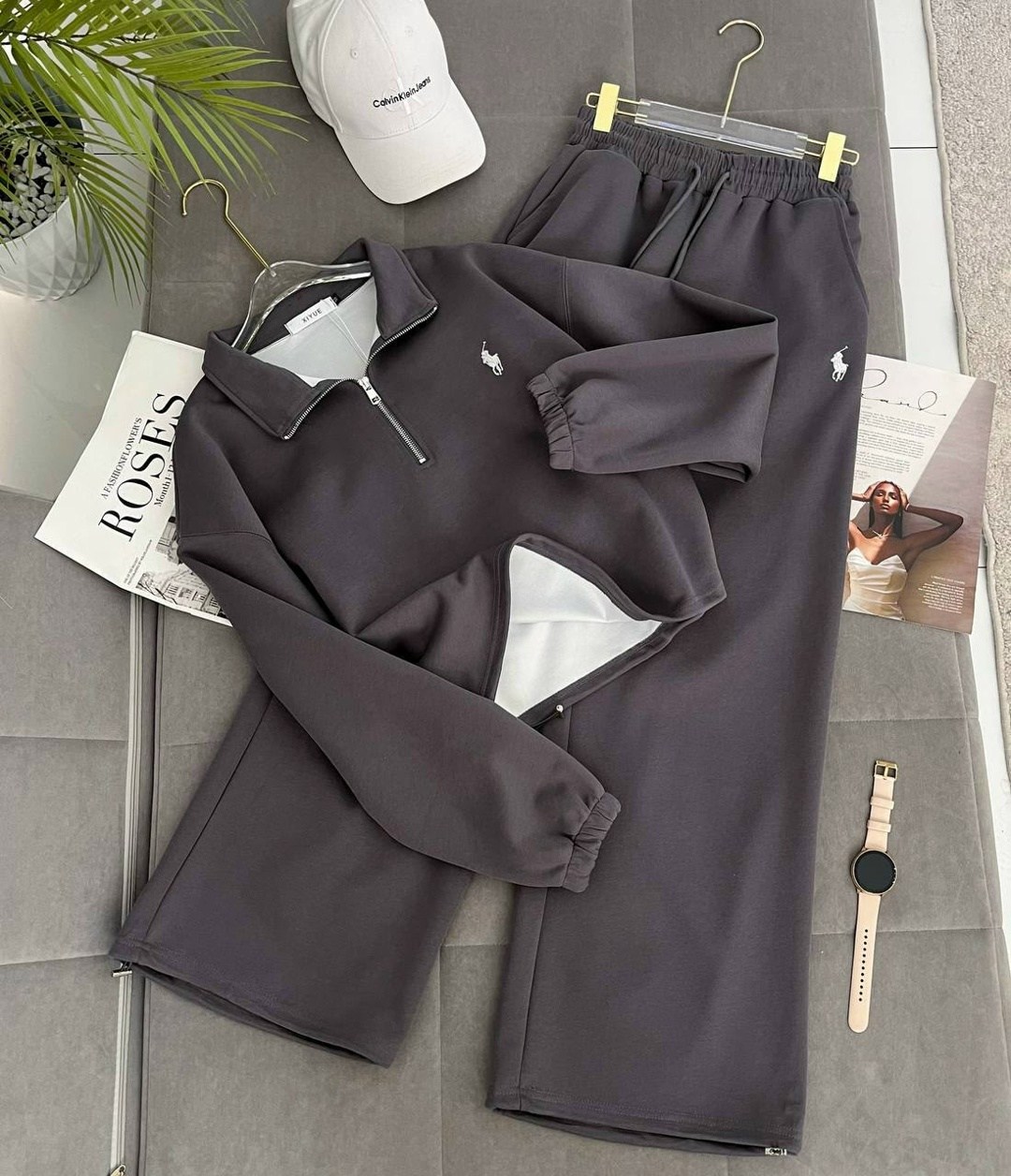 спортивные костюмы женские,костюм женский белый,спортивная одежда женская,спортивный костюм,кофта поло