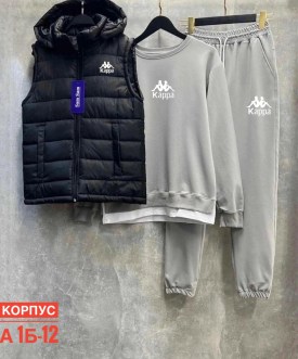 Костюм