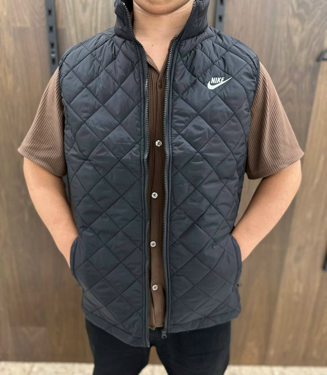 жилетка nike,жилетка nike мужская,жилет nike,жилет nike sportswear therma-fit tech,жилетка мужская