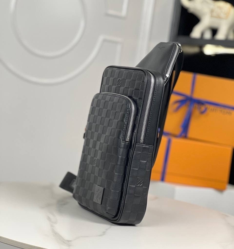 мужская сумка louis vuitton,сумка на плечо louis vuitton,луи виттон сумка мужская через плечо,cумка louis vuitton,сумка слинг louis vuitton