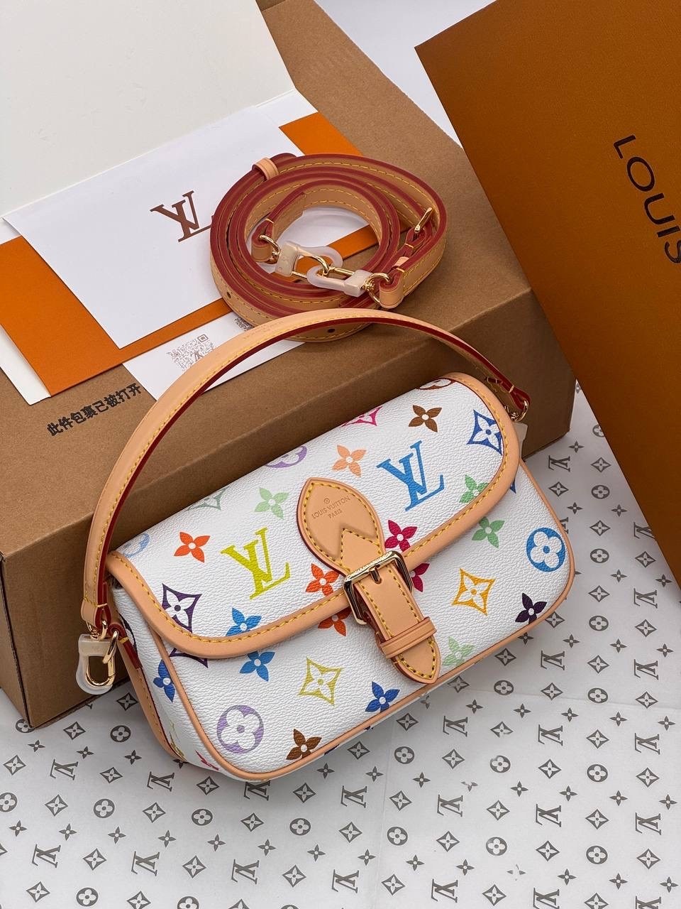 сумкa louis vuitton,louis vuitton сумка женская,louis vuitton сумка на плечо,сумочка луи виттон,сумка луи виттон