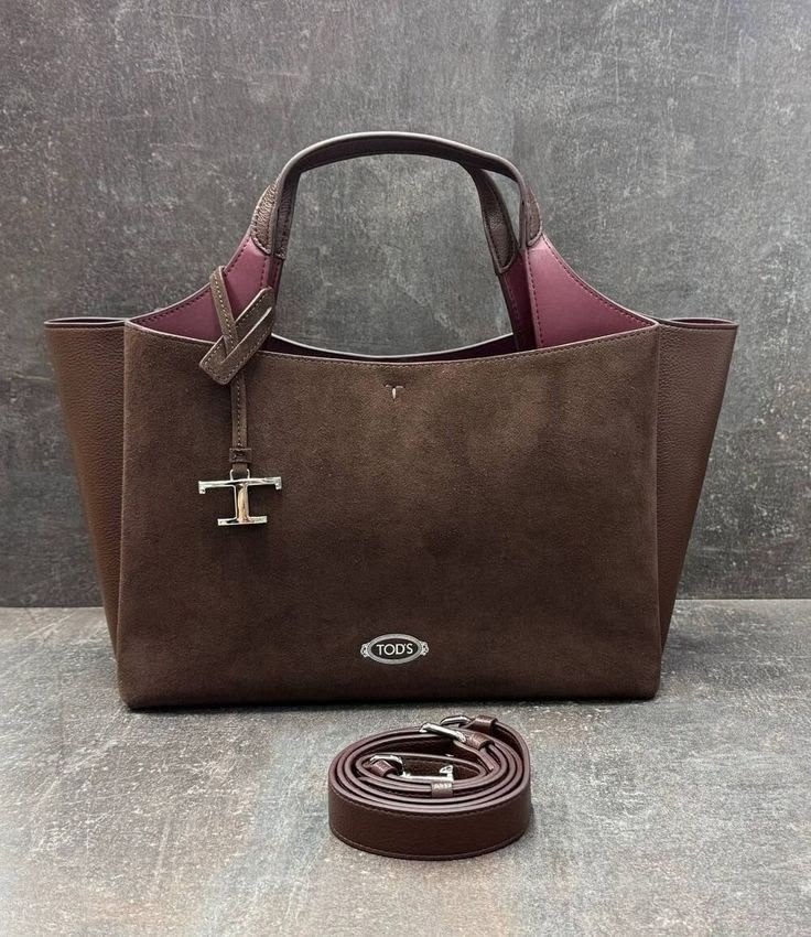 сумка tod's натуральная замша,tod's коричневая замшевая сумка тоут для женщин,брендовые сумки,замшевая сумка,сумка женская замшевая