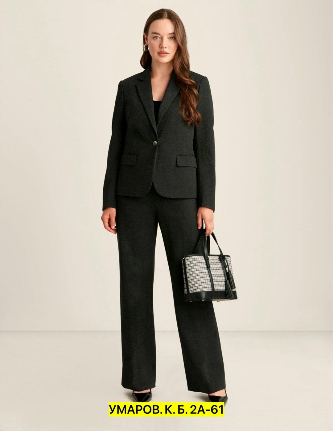 костюм женский брючный,голубой брючный костюм женский,женский брючный костюм небесно-голубого цвета,костюм брючный,классический костюм женский брючный