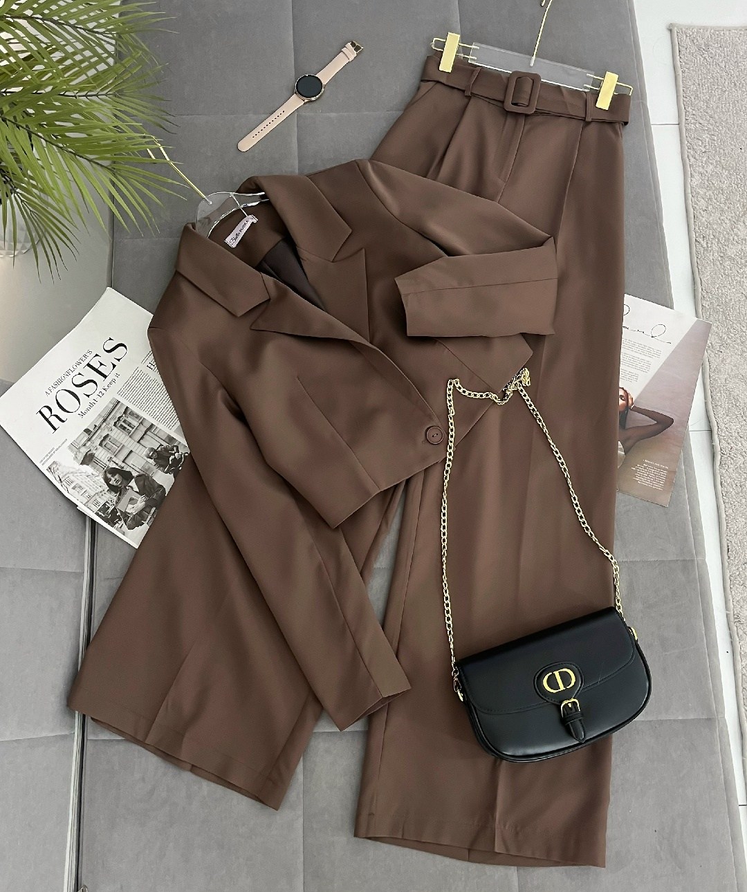 брючный костюм amuar 1032 коричневый,костюм брючный,костюм amuar 1032 коричневый,элегантный брючный костюм,женский брючный костюм